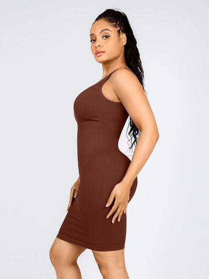 VerdeElegance One-Shoulder Dress